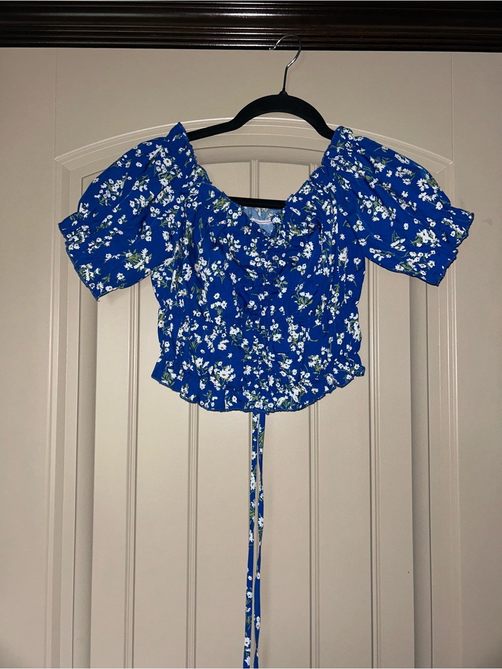 SHEIN Royal Blue Floral Puff-Sleeve Crop Top